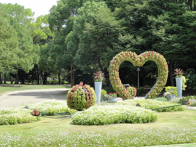 nagai-botanical-garden-in-southern-osaka-city