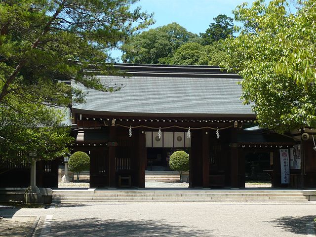 kamayama-shrine-in-wakayama-city-surroundings
